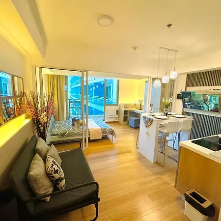 Azure Urban Resort Residences Maui Tower
